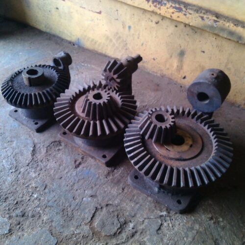 gigi gearbox pintu air