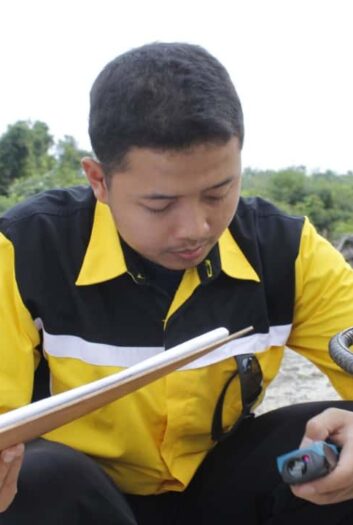 Pemeliharaan Jaringan Irigasieninjauan-tim-raja-pintu-air-di-belitung (13) Pemeliharaan Jaringan Irigasi