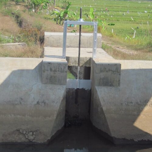 proyek pintu air DAM bonang colo barat