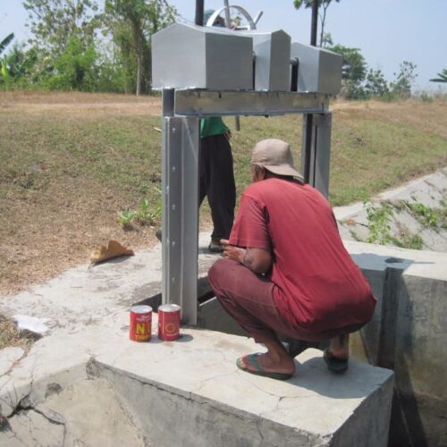 produk pintu air murah puron colo barat