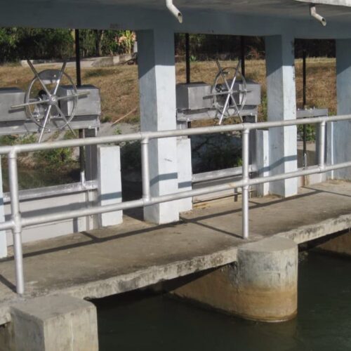 produk pintu air murah puron colo barat