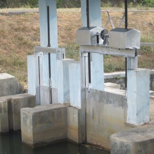 hasil jadi pintu air berkualitas colo barat
