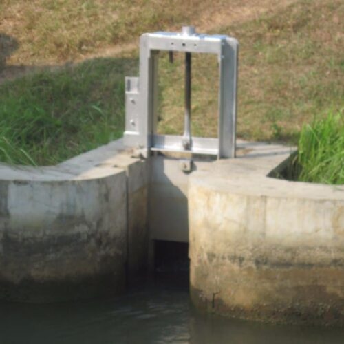 pintu air murah di Indonesia