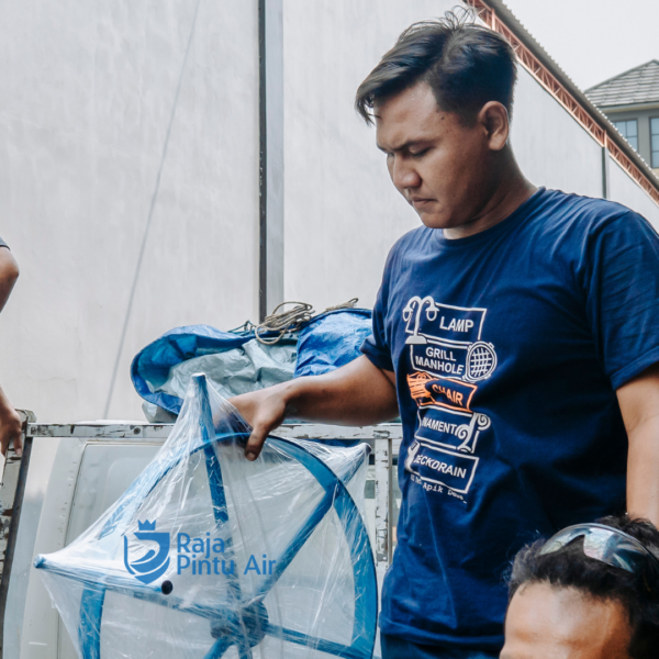 Inovasi pintu air otomatis berbasis elektrik membantu para pengelola irigasi mengatasi kelemahan pengoperasian manual. Inovasi pintu air otomatis berbasis elektrik membantu para pengelola irigasi mengatasi kelemahan pengoperasian manual.