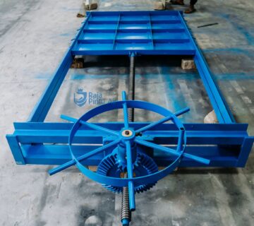 Pintu air merupakan bangunan penunjang pada suatu bendungan irigasi dan bendungan pengendali banjir Daerah Irigasi kota Banten 