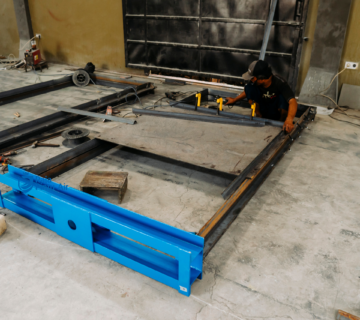 Ir  Herman van Breen, insinyur utama Departemen Waterstaat Hindia Belanda, merancang Pintu Air Manggarai pada era kolonial Belanda 