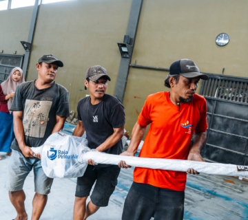 Ulir as drat aus menyebabkan kerusakan tidak rata dengan dudukan Sehingga operator memerlukan gaya ekstra 