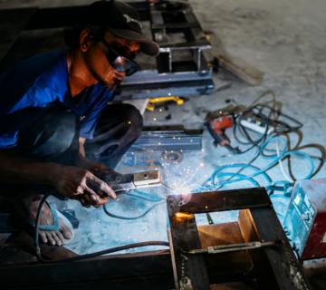 Pintu air tipe flap gate atau pintu air otomatis menahan aliran balik ini secara efektif sehingga banjir lokal dapat dicegah 